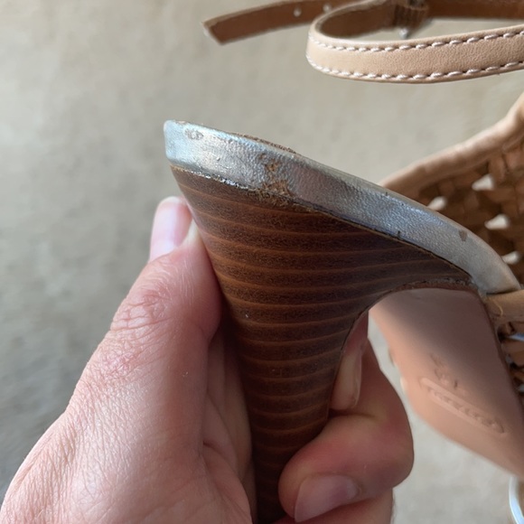 Coach “Leela” 7 1/2 Leather Basketweave Stiletto High Heel Shoes - Picture 11 of 11